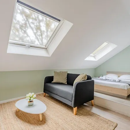 Bright For 2 : City-center Apartment Lille