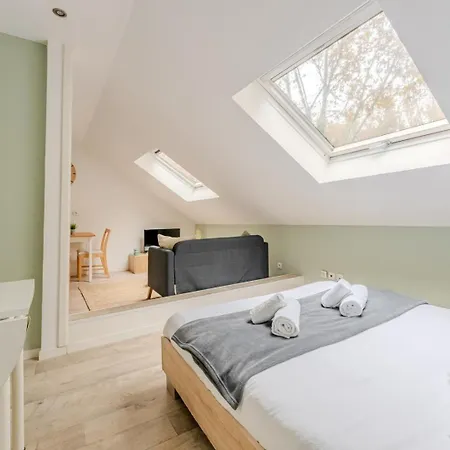 Apartment Bright For 2 : City-center Lille